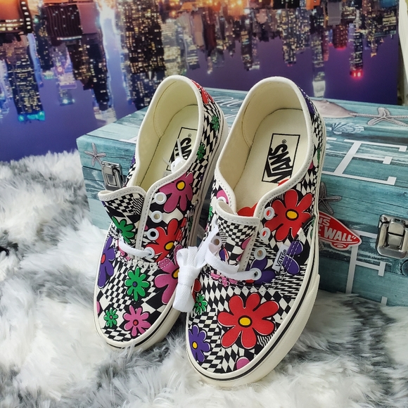 Vans authentic printed floral flowers 💐 😍 - Picture 13 of 13